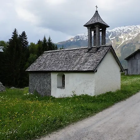 Maisaess Lifinarblick Holiday home *