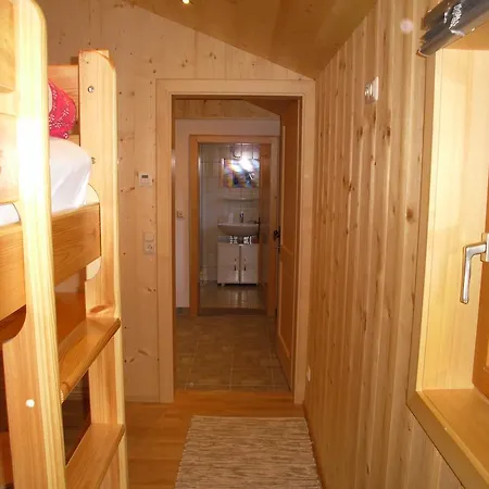 Maisäß Lifinarblick Semesterbostad *