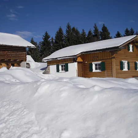 Holiday home Maisaess Lifinarblick *