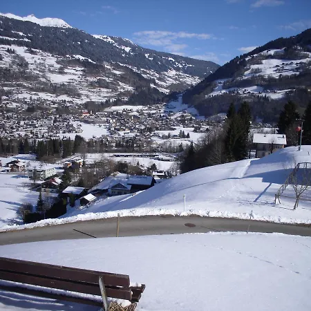 Maisaess Lifinarblick Holiday home